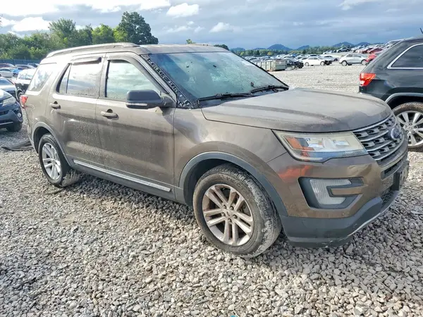 1FM5K7DH4GGD09606 — 2016 Ford Explorer, фото 4 с аукциона Copart 02.10.2026, Мелкие вмятины и царапины