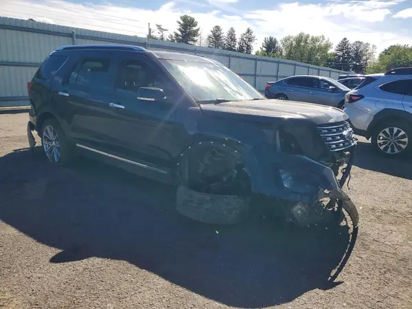 1FM5K8F80GGA71031 — 2016 Ford Explorer, фото 4 с аукциона Copart, Передняя часть