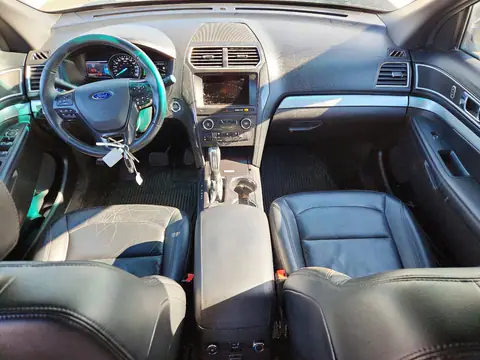 1FM5K8D80GGA21121 — 2016 Ford Explorer, Передняя часть, фото до ремонта