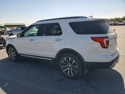 2016 Ford Explorer VIN 1FM5K8HT7GGC72412 фото 2