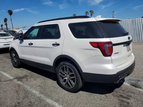 2017 Ford Explorer VIN 1FM5K8GT5HGA70073 фото 2
