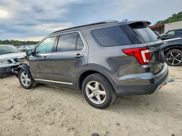 1FM5K8DHXHGC64582 — 2017 Ford Explorer, фото 2 с аукциона Copart 13.10.2026, Передняя часть