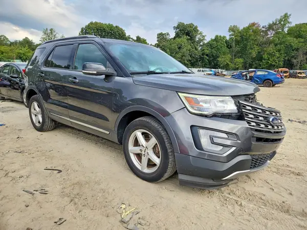 1FM5K8DHXHGC64582 — 2017 Ford Explorer, фото 4 с аукциона Copart 13.10.2026, Передняя часть