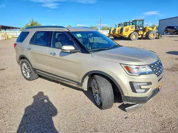 1FM5K7F89HGD99964 — 2017 Ford Explorer, фото 4 с аукциона Copart, Передняя часть