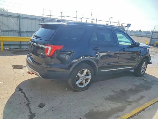 1FM5K8DH9HGA09227 — 2017 Ford Explorer, фото 3 с аукциона Copart, Передняя часть