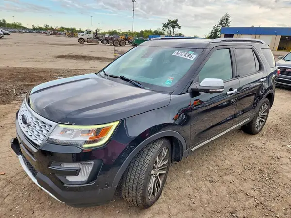 1FM5K8HT0HGC76142 — 2017 Ford Explorer, Передняя часть (Front End), фото до ремонта