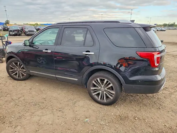 1FM5K8HT0HGC76142 — 2017 Ford Explorer, фото 2 с аукциона Copart 02.10.2026, Передняя часть
