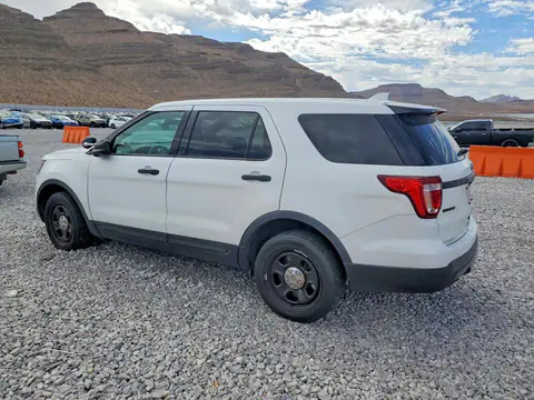 2017 Ford Explorer VIN 1FM5K8AR5HGD72198 фото 2