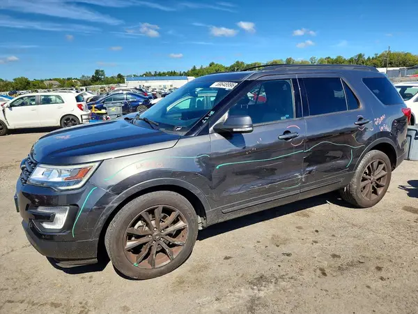 1FM5K8D82HGC30006 — 2017 Ford Explorer, Задняя часть (Rear End), фото до ремонта