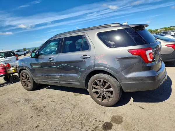 1FM5K8D82HGC30006 — 2017 Ford Explorer, фото 2 с аукциона Copart 02.10.2026, Задняя часть