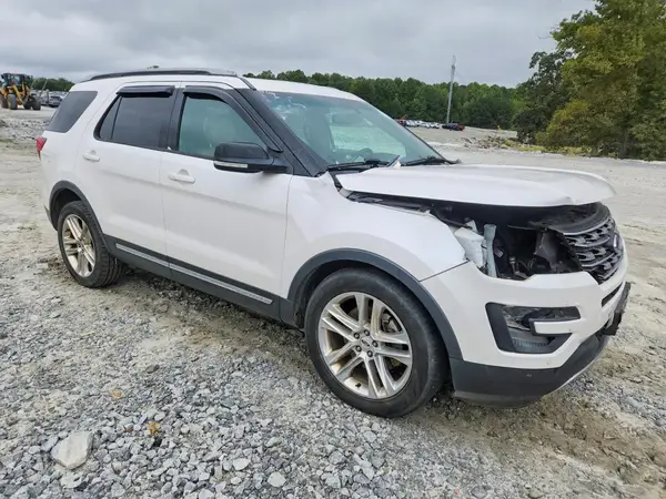 1FM5K7D86HGB19131 — 2017 Ford Explorer, фото 4 с аукциона Copart, Передняя часть
