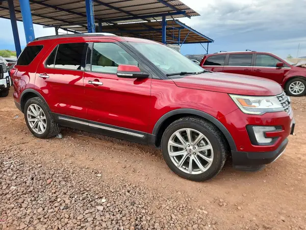 1FM5K7F84HGE42252 — 2017 Ford Explorer, фото 4 с аукциона Copart, Передняя часть