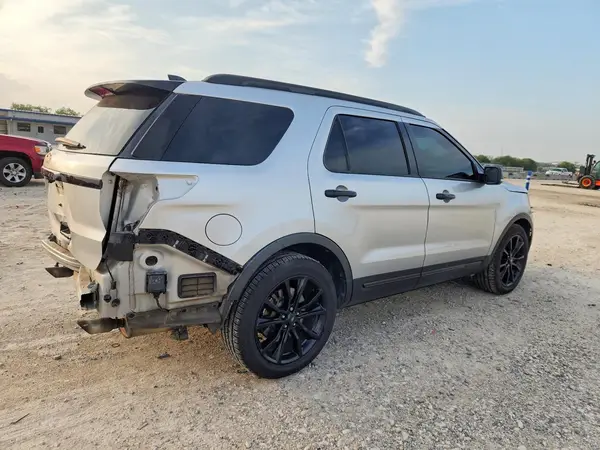 1FM5K7D88HGE37042 — 2017 Ford Explorer, фото 3 с аукциона Copart, Задняя часть