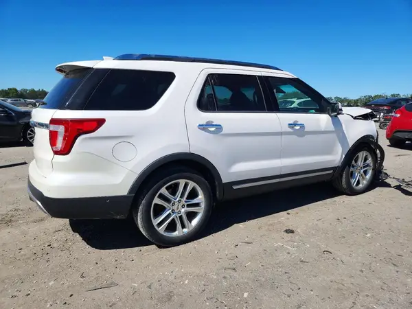 1FM5K7F89HGB19847 — 2017 Ford Explorer, фото 3 с аукциона Copart, Передняя часть