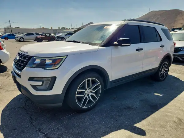 1FM5K8GT6HGD90101 — 2017 Ford Explorer, Мелкие вмятины и царапины (Minor Dent/Scratches), фото до ремонта