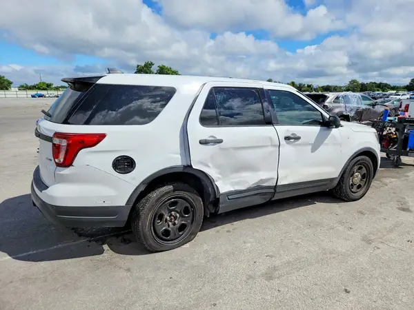 1FM5K8AR7JGB46315 — 2018 Ford Explorer, фото 3 с аукциона Copart, Боковая часть