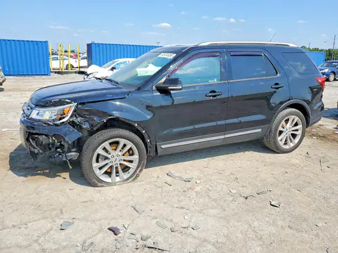 1FM5K8D87JGA52826 — 2018 Ford Explorer, Передняя часть (Front End), фото до ремонта