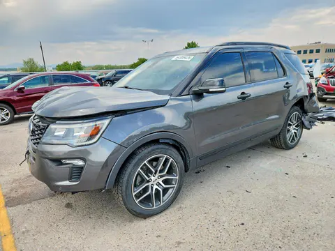 1FM5K8GT6JGB65313 — 2018 Ford Explorer, Задняя часть (Rear End), фото до ремонта