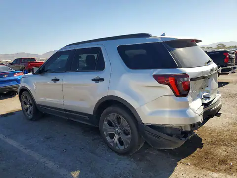 2018 Ford Explorer VIN 1FM5K8GT5JGB56831 фото 2