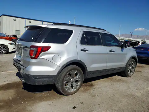 2018 Ford Explorer VIN 1FM5K8GT5JGB56831 фото 3