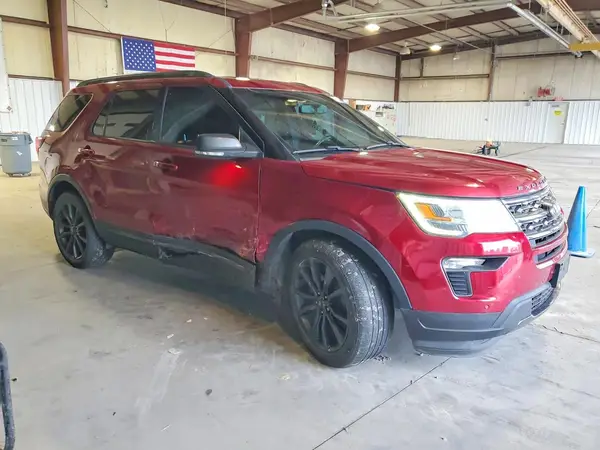 1FM5K7D8XJGA36002 — 2018 Ford Explorer, фото 4 с аукциона Copart, Боковая часть