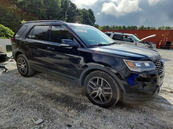 1FM5K8GT2JGC04530 — 2018 Ford Explorer, фото 4 с аукциона Copart, Передняя часть