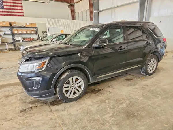 1FM5K8D89JGA92227 — 2018 Ford Explorer, Передняя часть (Front End), фото до ремонта