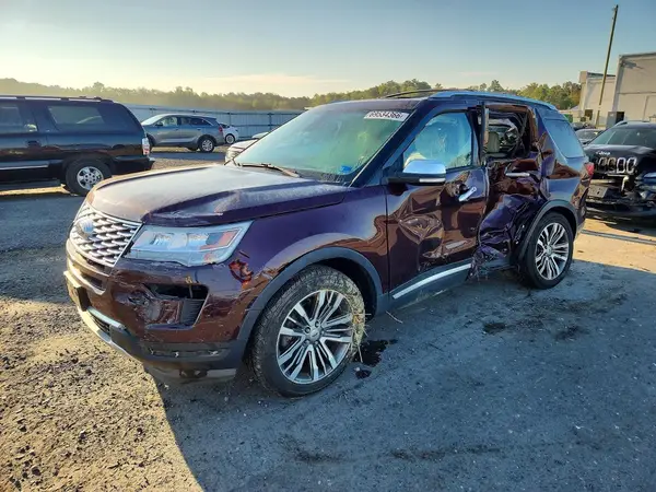 1FM5K8HT3JGB29948 — 2018 Ford Explorer, Боковая часть (Side), фото до ремонта