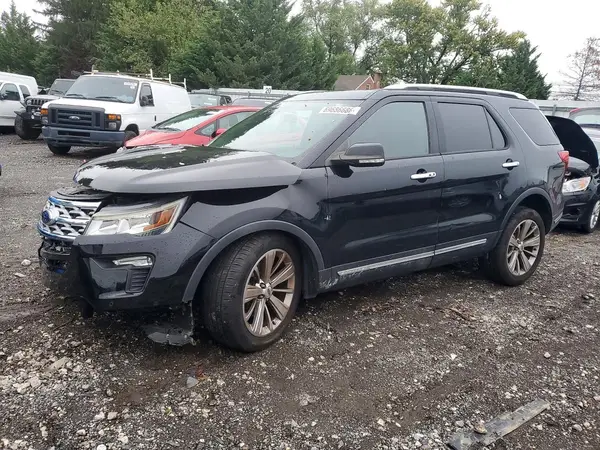 1FM5K8F86JGA36825 — 2018 Ford Explorer, Передняя часть (Front End), фото до ремонта