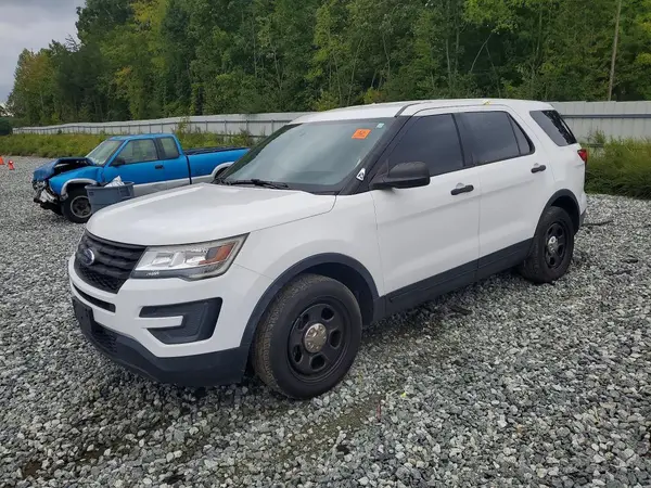 1FM5K8AR7JGA05292 — 2018 Ford Explorer, Задняя часть (Rear End), фото до ремонта