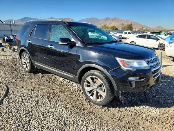 1FM5K8F87JGC16590 — 2018 Ford Explorer, фото 4 с аукциона Copart, Передняя часть