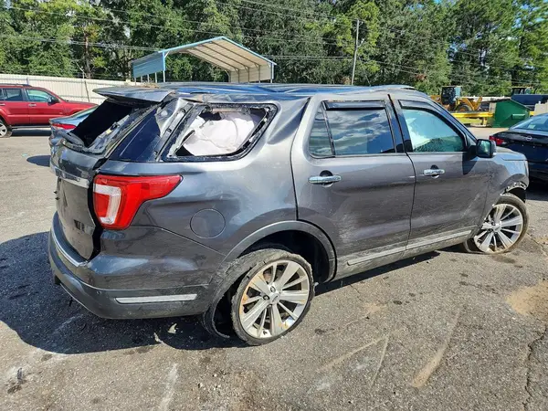 1FM5K7F85KGA11068 — 2019 Ford Explorer, фото 3 с аукциона Copart, Повреждения со всех сторон