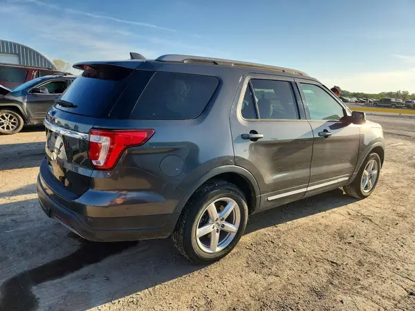 1FM5K7D82KGB22194 — 2019 Ford Explorer, фото 3 с аукциона Copart, Боковая часть