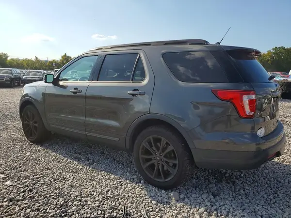 1FM5K8D83KGB01280 — 2019 Ford Explorer, фото 2 с аукциона Copart, Механические повреждения