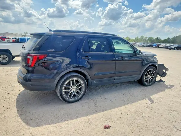 1FM5K8GT2KGA67459 — 2019 Ford Explorer, фото 3 с аукциона Copart, Передняя часть