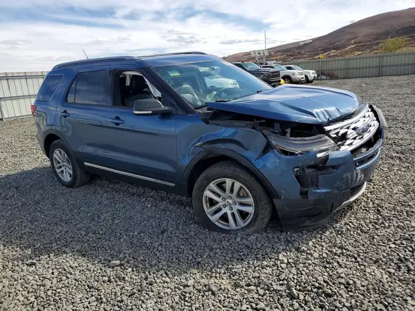 1FM5K8D89KGB37555 — 2019 Ford Explorer, фото 4 с аукциона Copart, Передняя часть