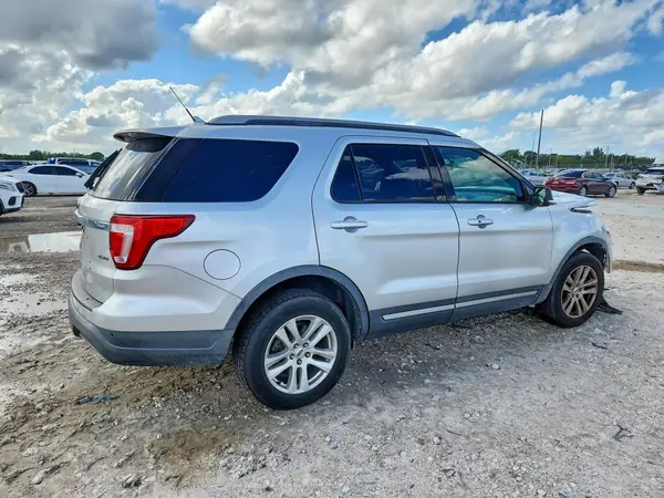 1FM5K8D83KGB47174 — 2019 Ford Explorer, фото 3 с аукциона Copart, Передняя часть