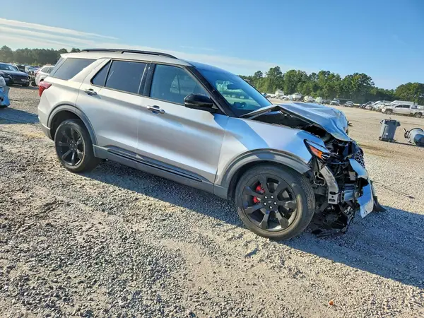 1FM5K8GC1LGA22966 — 2020 Ford Explorer, фото 4 с аукциона Copart, Передняя часть