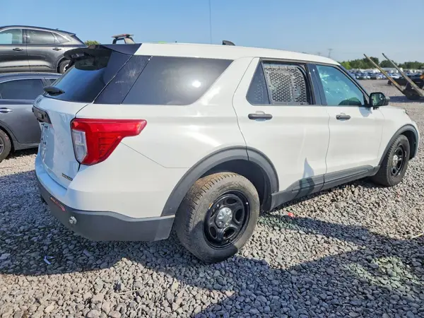 1FM5K8AB1MGC21436 — 2021 Ford Explorer, фото 3 с аукциона Copart 12.10.2026, Передняя часть
