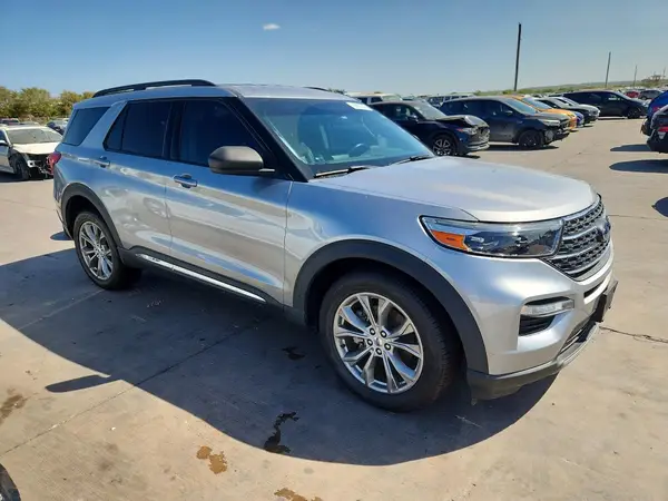1FMSK7DH8MGC09829 — 2021 Ford Explorer, фото 4 с аукциона Copart 05.10.2026, Передняя часть