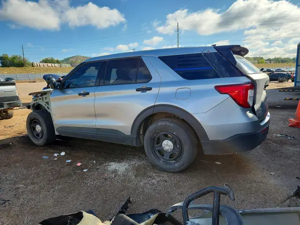 1FM5K8AB2MGA42371 — 2021 Ford Explorer, фото 2 с аукциона Copart, Передняя часть