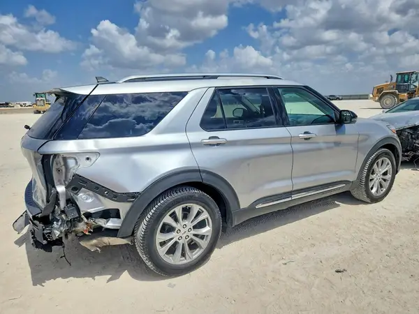 1FMSK7FH7MGB07161 — 2021 Ford Explorer, фото 3 с аукциона Copart, Задняя часть