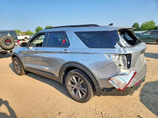 1FMSK8DH9NGB94782 — 2022 Ford Explorer, фото 2 с аукциона Copart 12.10.2026, Передняя часть