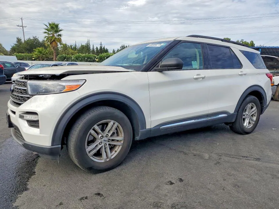2022 Ford Explorer VIN 1FMSK7DH6NGC30485 фото 1