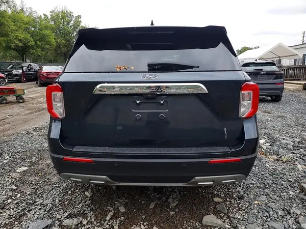 1FMSK7DHXNGA90229 — 2022 Ford Explorer, фото 6 с аукциона Copart, Подтопление