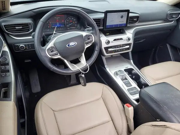 1FMSK7DHXNGA90229 — 2022 Ford Explorer, фото 8 с аукциона Copart, Подтопление