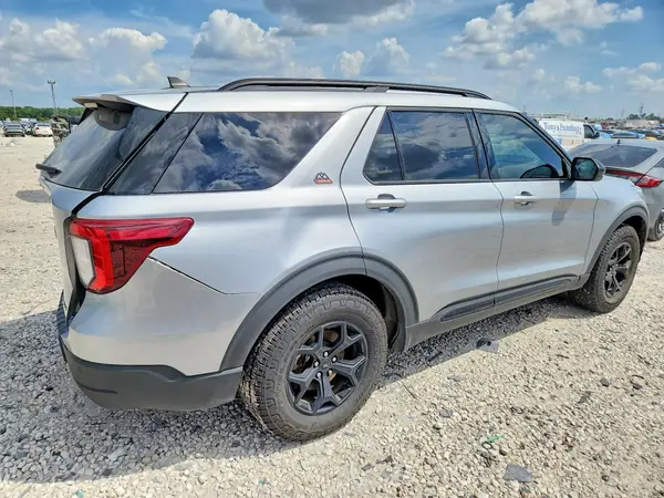 1FMSK8JH9NGC30961 — 2022 Ford Explorer, фото 3 с аукциона Copart, Задняя часть