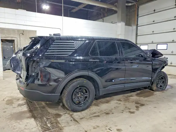 1FM5K8AB8NGA27312 — 2022 Ford Explorer, фото 3 с аукциона Copart 08.10.2026, Задняя часть