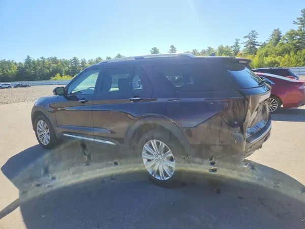 1FMSK8FH8NGC11813 — 2022 Ford Explorer, фото 2 с аукциона Copart, Задняя часть