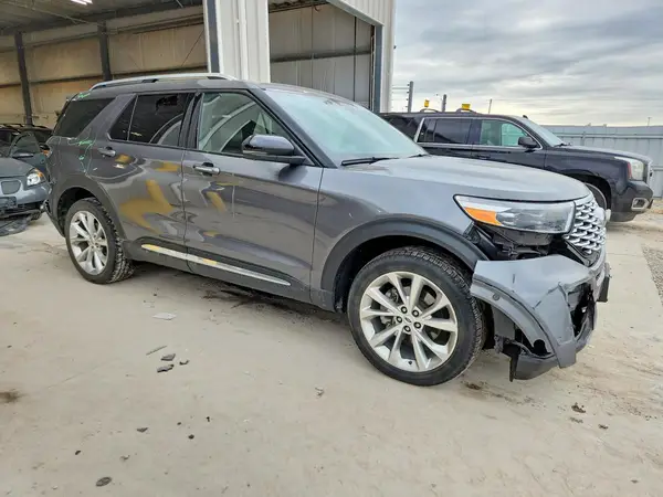 1FM5K8HC2NGC05231 — 2022 Ford Explorer, фото 4 с аукциона Copart 06.10.2026, Передняя часть